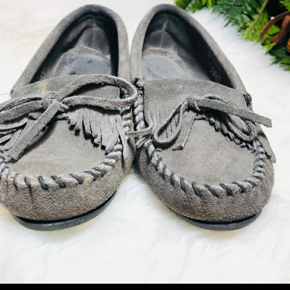 Grey suede Minnetonka size 7.5 shoes